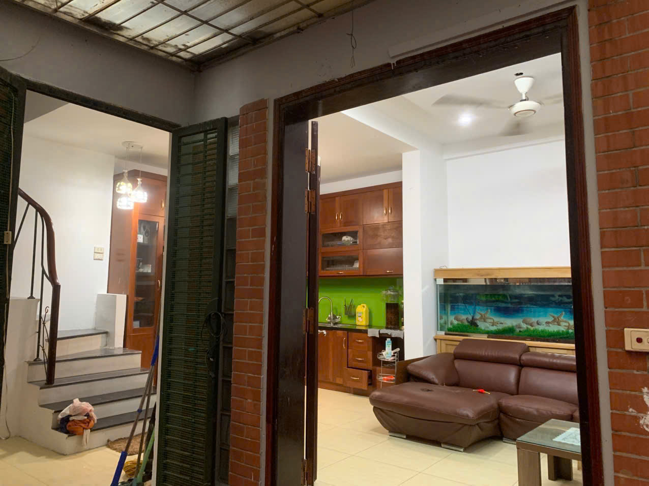 Cho thuê nhà nguyên căn ngõ 360 Xã Đàn, 50m2, 4 tầng, 4 ngủ, 13.5 Triệu KD online, ở gđ - Ảnh 3